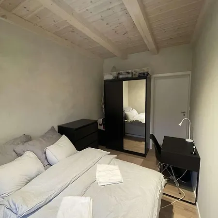 Sentral Og Moderne Appartement